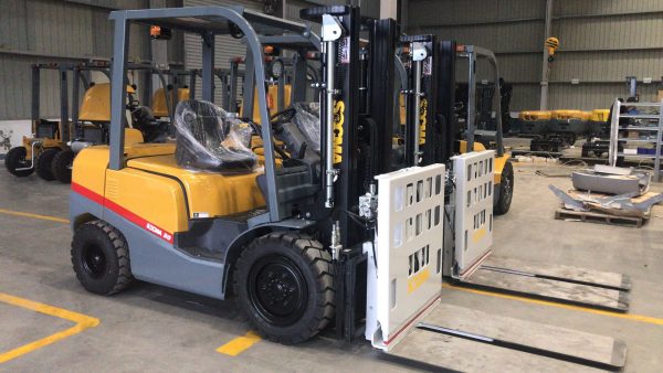 SOCMA 5 Tons 5t Lithium Electric Forklift - Image 6