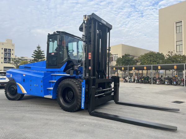 15 Ton Electric Forklift - Image 6